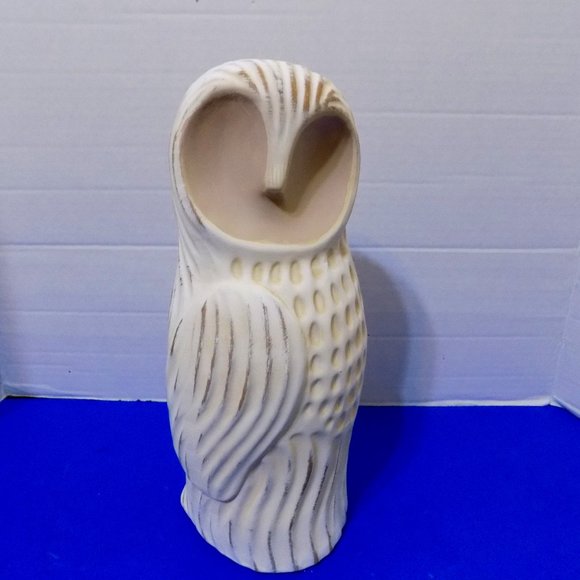 NEW Ceramic Snow Owl Bird Figurine Statue  Sculpture Home Decor - Picture 1 of 6